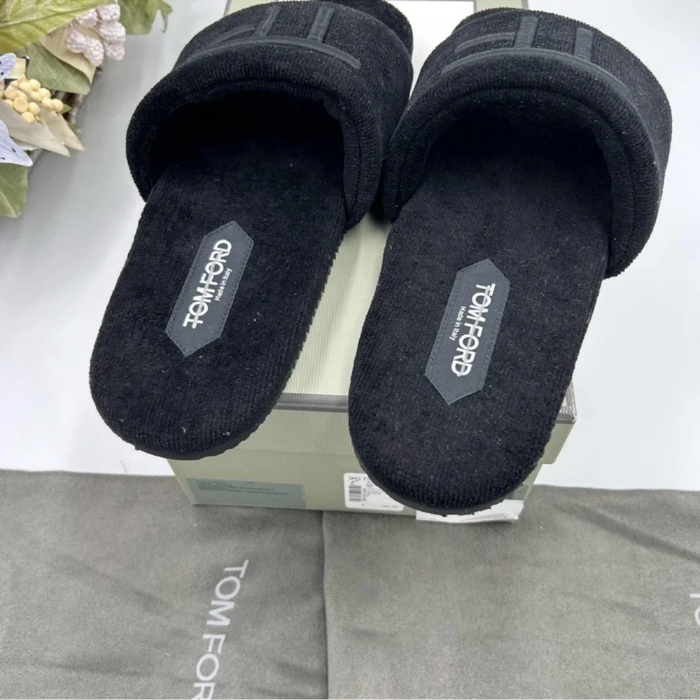 Men’s Tom Ford toweling velvet slipper size 8, made in Italy